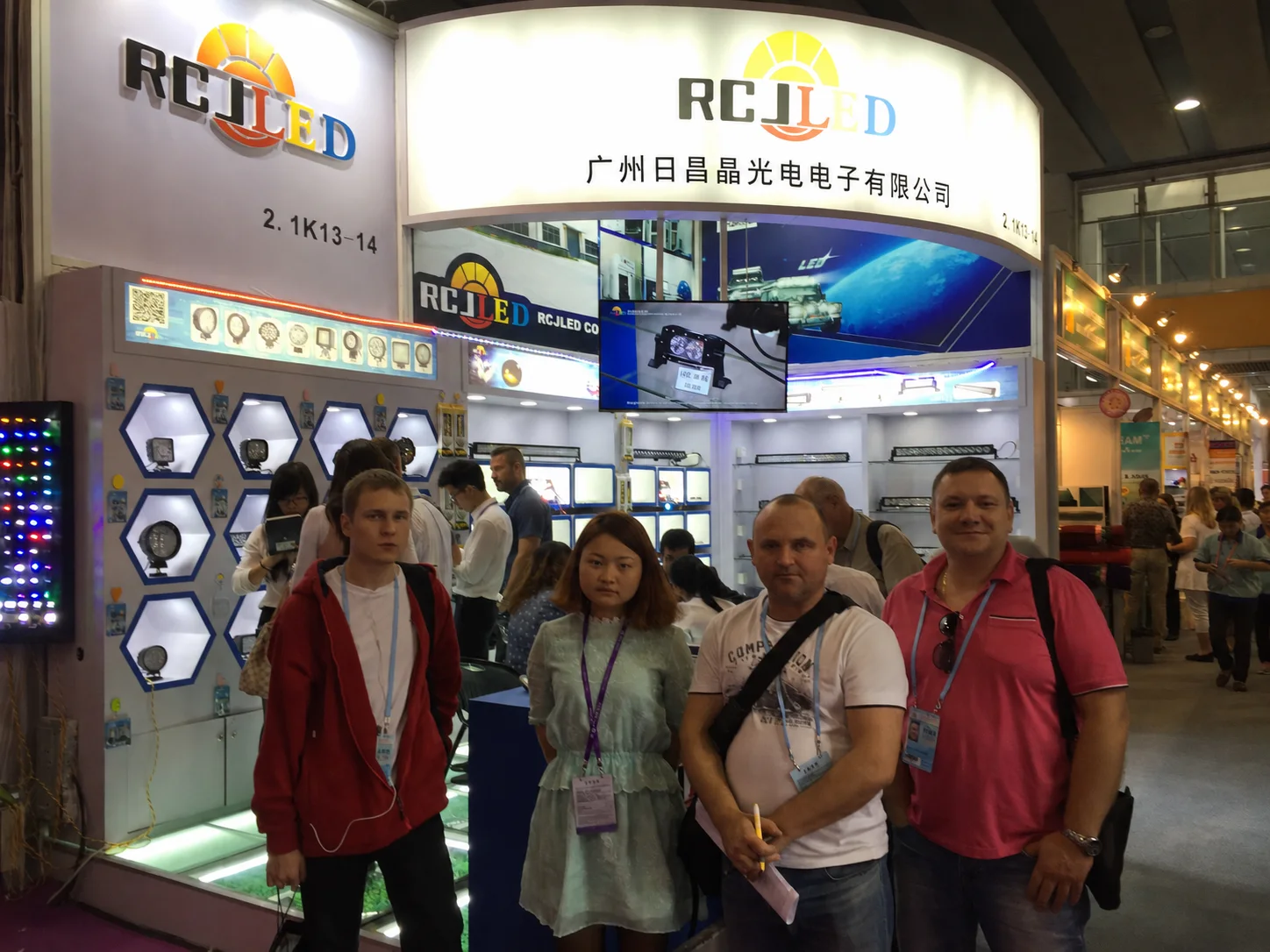 RCJLED team meeting visitors at its Canton Fair stand